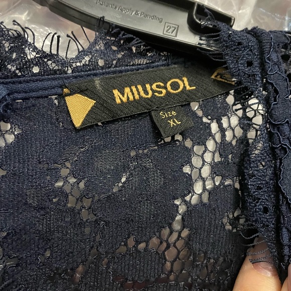 Navy Blue Lace Gown- Size XL - Picture 5 of 6